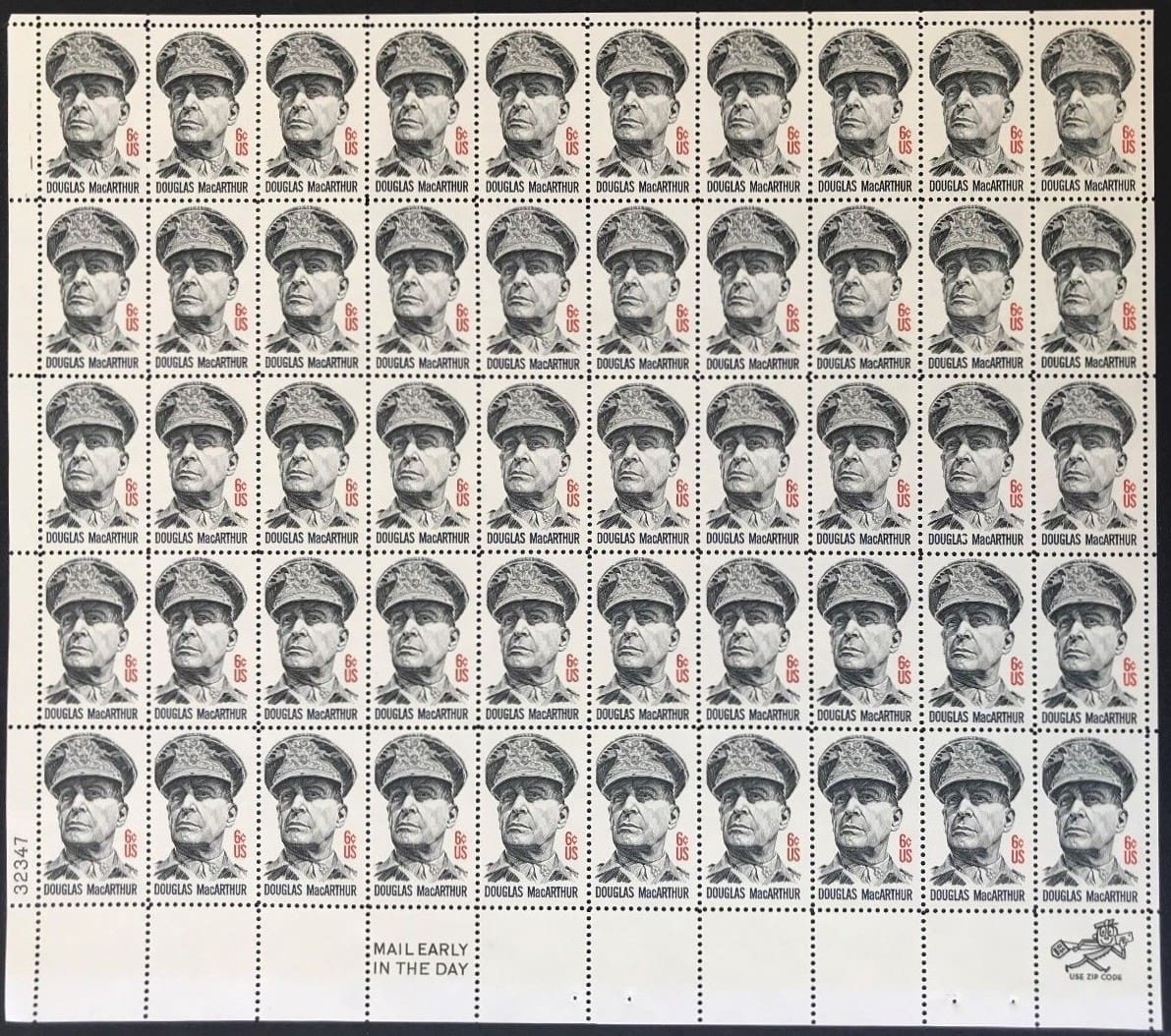 Scott# 1424 "DOUGLAS MacARTHUR-GENERAL" MNH FULL SHEET (50)
